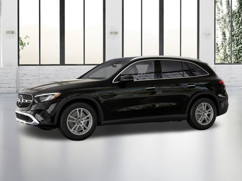 Certified 2025 Mercedes-Benz GLC 300 4MATIC image 37