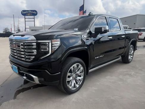 Certified 2025 GMC Sierra 1500 Denali w/ Denali Reserve Package image 4