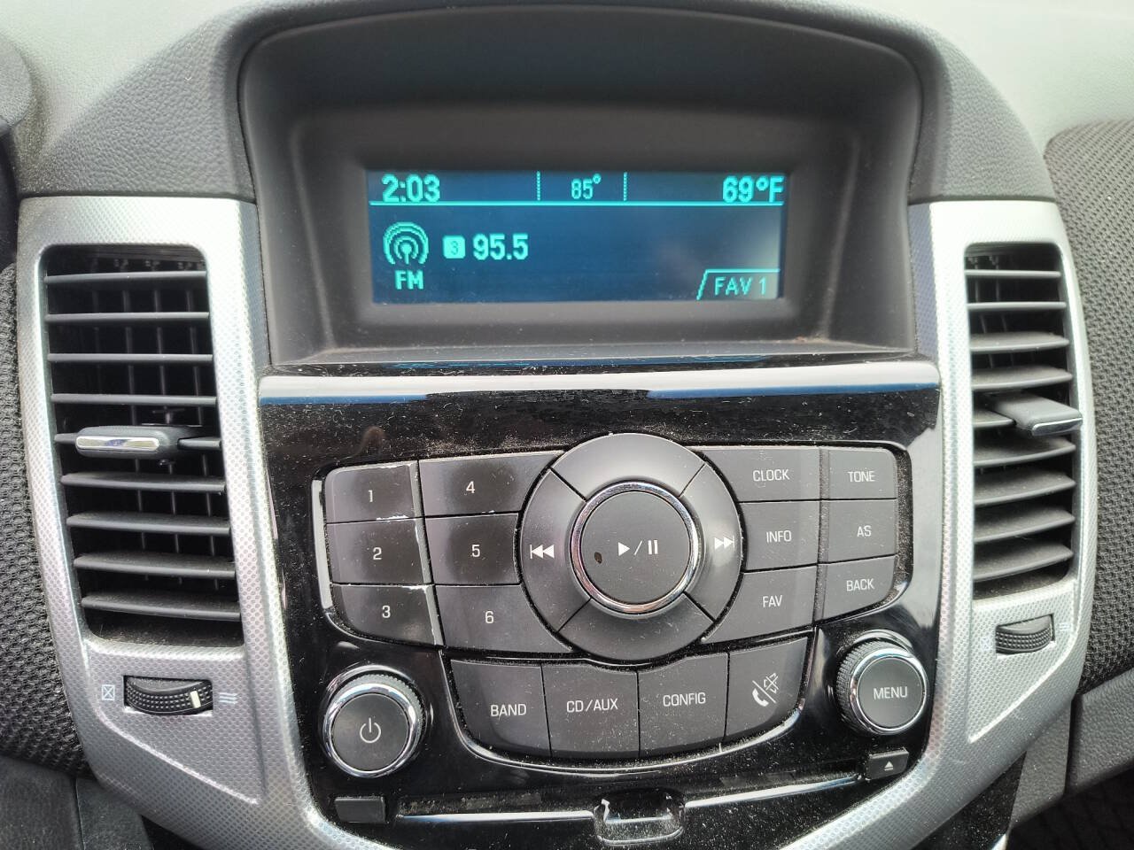 Used 2011 Chevrolet Cruze LTZ w/ RS Package FWD image 34