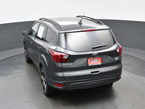 Used 2019 Ford Escape SEL image 35