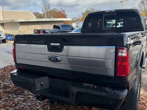Used 2015 Ford F350 Platinum image 4