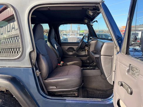Used 2001 Jeep Wrangler Sport image 19