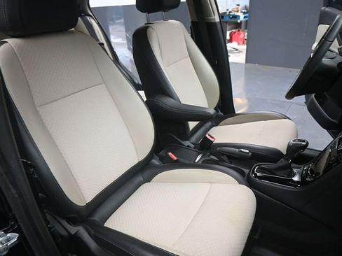 Used 2022 Buick Encore Preferred w/ Safety Package image 16