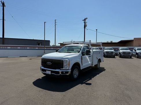 New 2026 Ford F250 XL w/ XL Chrome Package RWD image 5