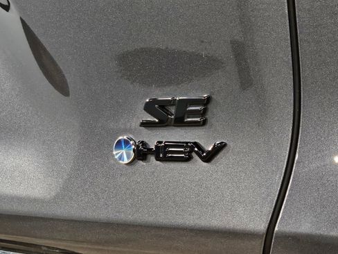 Certified 2025 Toyota RAV4 SE w/ Convenience Package image 38