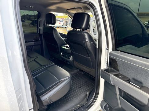 Used 2021 Ford F150 Lariat AWD/4WD image 12
