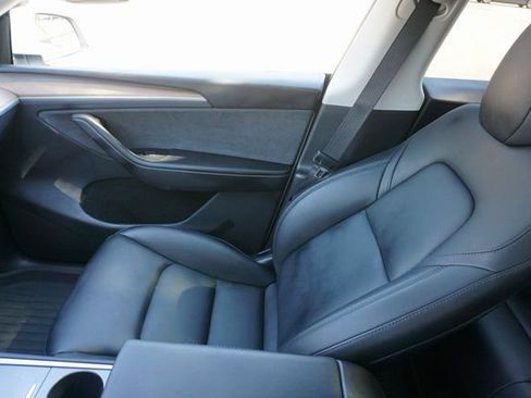 Used 2024 Tesla Model Y Performance image 20