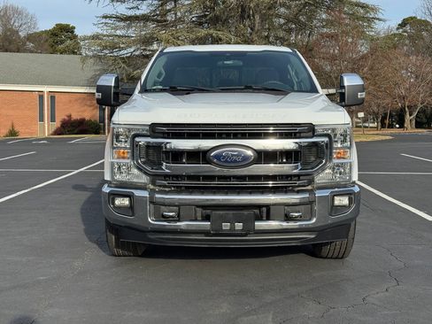 Used 2022 Ford F250 XLT w/ XLT Premium Package image 3