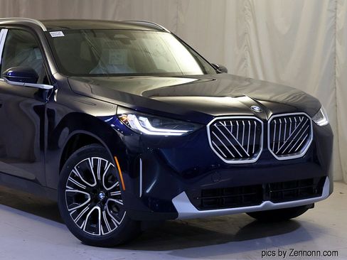 New 2026 BMW X3 xDrive30i w/ Premium Package AWD/4WD image 2