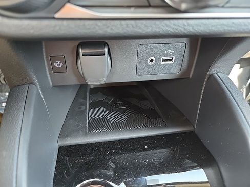 New 2025 Nissan Versa SV w/ Trunk Package image 18