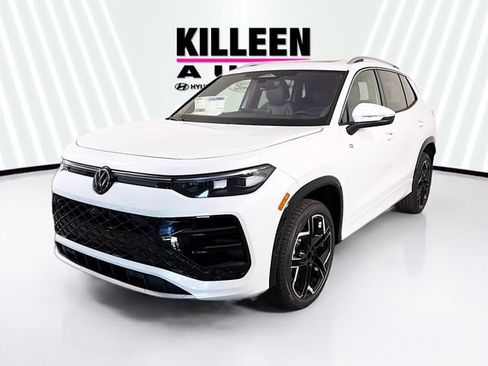 New 2026 Volkswagen Tiguan SEL R-Line image 3