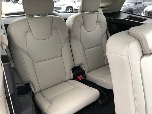 New 2026 Volvo XC90 B6 Ultra w/ Protection Package image 37