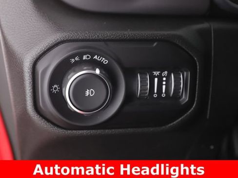 Used 2022 Jeep Wrangler Sport AWD/4WD image 18