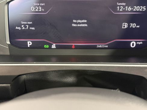 Used 2024 Volkswagen Tiguan SEL R-Line image 18