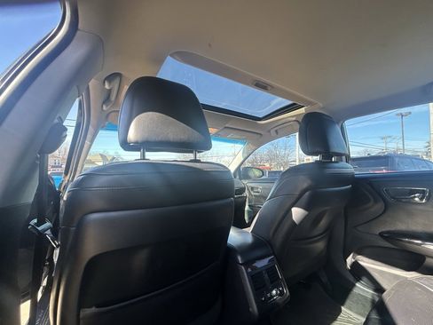 Used 2014 Toyota Avalon Limited image 27