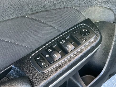 Used 2019 Dodge Charger GT image 27