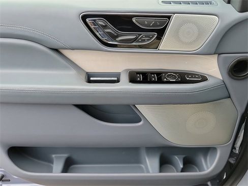 Certified 2023 Lincoln Navigator L Black Label image 28
