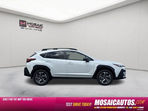 Used 2024 Subaru Crosstrek 2.0i Premium AWD/4WD image 8