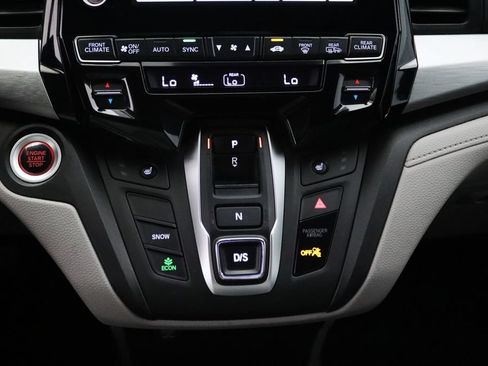 Used 2019 Honda Odyssey EX-L image 32