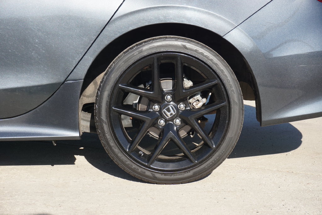 Used 2023 Honda Civic Sport image 9