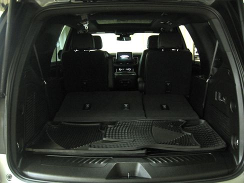 Used 2023 Chevrolet Tahoe LT w/ LT Signature Plus Package image 23