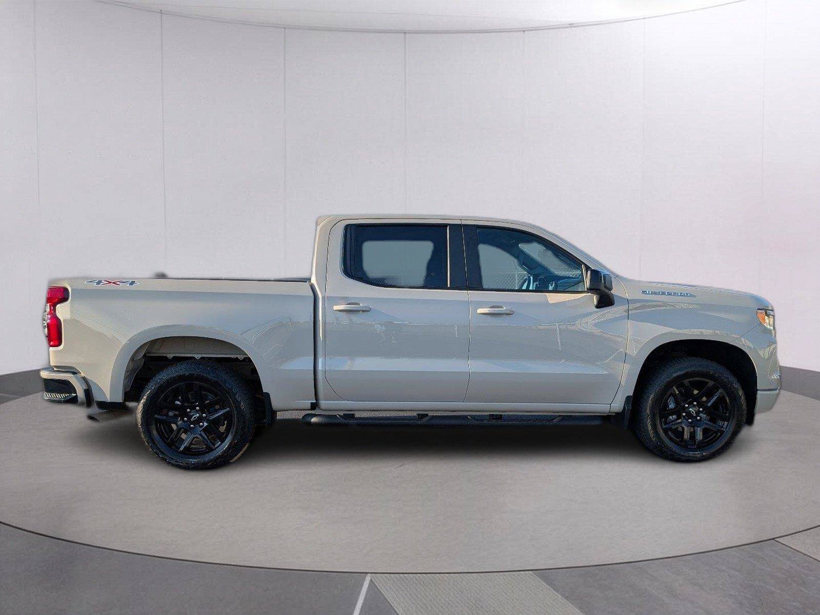 Used 2026 Chevrolet Silverado 1500 RST w/ RST Select Package AWD/4WD image 8