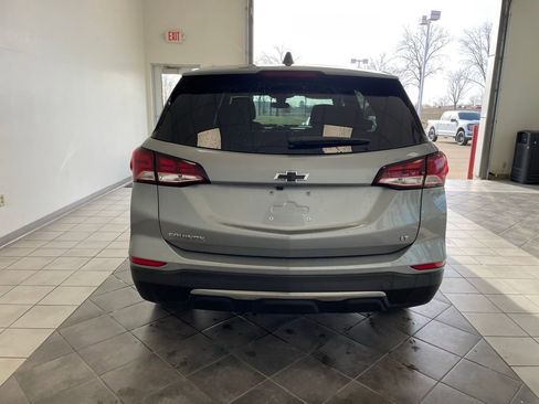 Used 2023 Chevrolet Equinox LT w/ LPO, Floor Liner Package image 6