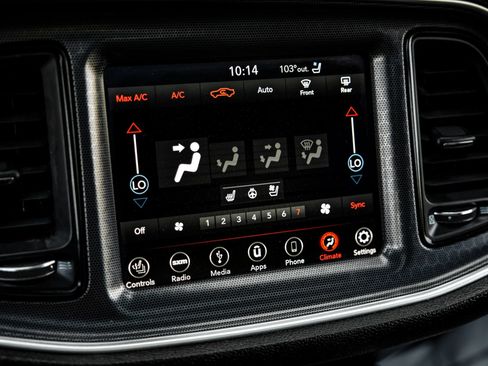 Used 2018 Dodge Challenger SXT Plus RWD image 36