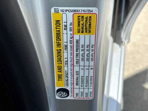 Used 2015 Chevrolet Cruze LT w/ Sun And Sound Package FWD image 32