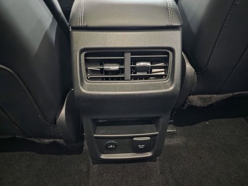 Used 2024 Ford Edge SEL w/ Convenience Package image 19