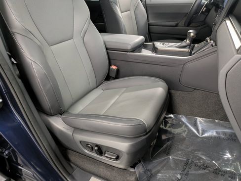 Used 2024 Lexus GX 550 image 28