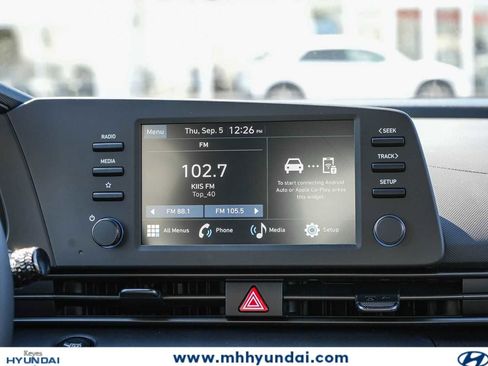 New 2025 Hyundai Elantra Sport FWD image 16