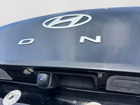 Used 2024 Hyundai Kona SEL AWD/4WD image 17