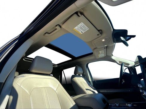 Certified 2024 Ford Expedition Limited image 23