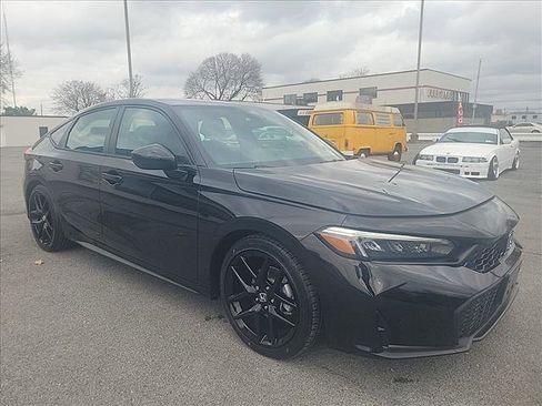 Used 2025 Honda Civic Sport image 7