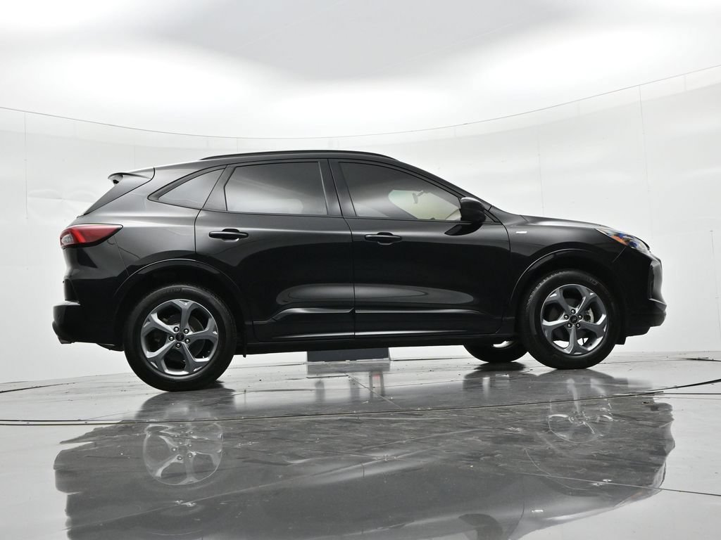 Used 2024 Ford Escape ST-Line w/ Tech Pack #1 AWD/4WD image 22