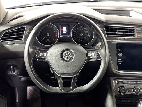 Used 2019 Volkswagen Tiguan SE AWD/4WD image 13