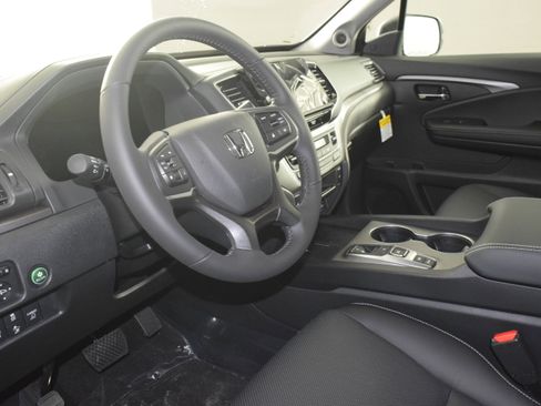 New 2026 Honda Ridgeline RTL image 2