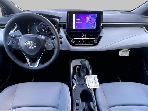 Used 2026 Toyota Corolla SE FWD image 15