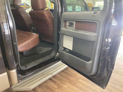 Used 2013 Ford F150 King Ranch image 16