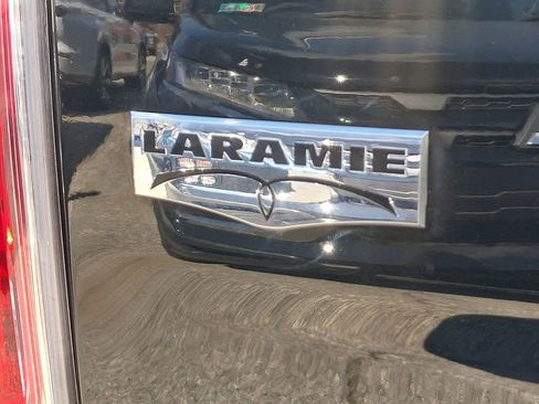 Used 2016 RAM 1500 Laramie w/ Convenience Group AWD/4WD image 32