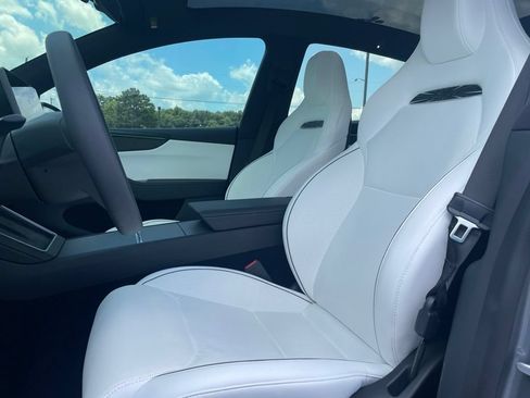 Used 2026 Tesla Model Y Performance AWD/4WD image 4