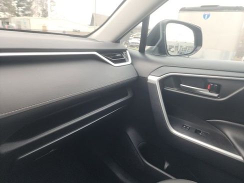 Used 2024 Toyota RAV4 XLE image 22
