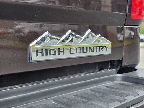 Used 2019 Chevrolet Silverado 3500 High Country w/ Duramax Plus Package AWD/4WD image 15
