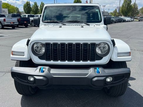 Used 2024 Jeep Wrangler Unlimited AWD/4WD image 6