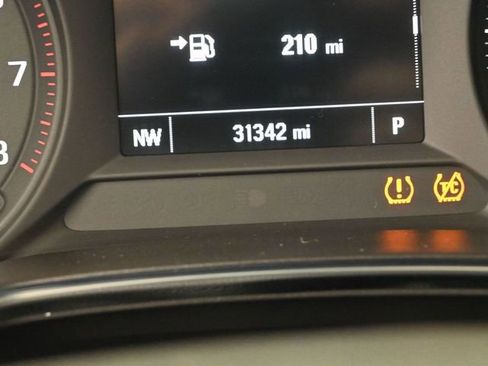 Used 2023 Chevrolet TrailBlazer ACTIV w/ Convenience Package image 16