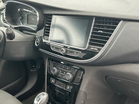 Used 2018 Buick Encore Preferred image 7