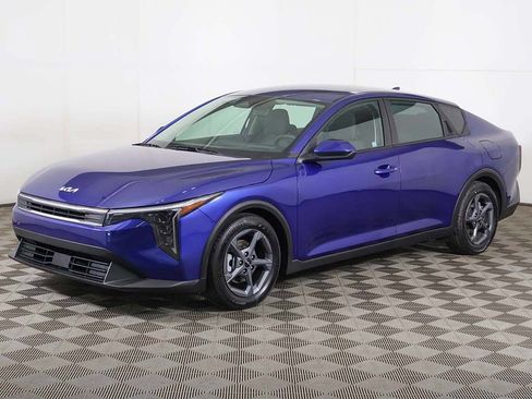 Used 2025 Kia K4 FWD image 7