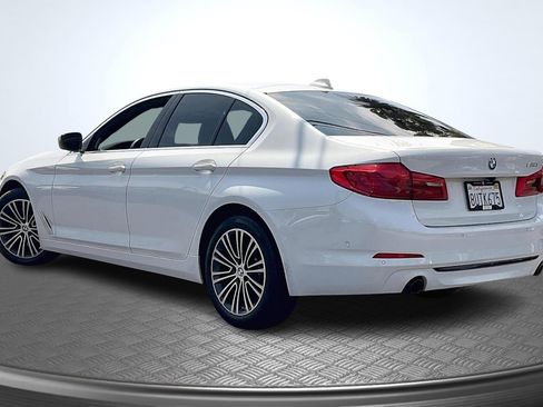 Used 2020 BMW 530i w/ Convenience Package image 2