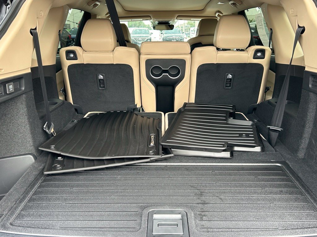 Used 2024 Acura MDX w/ Technology Package AWD/4WD image 20